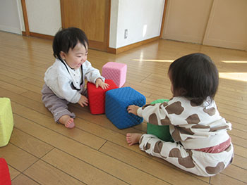 2025冬もも・すみれ組写真3